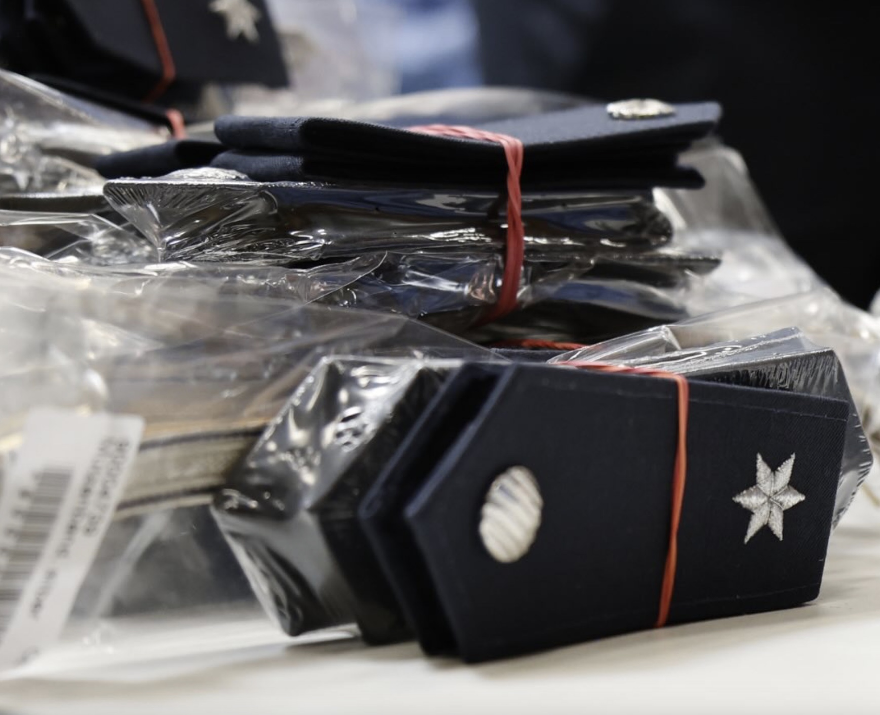 In diesem Jahr haben in Rheinland-Pfalz 61 Frauen und 105 Männer ihr dreijähriges Bachelorstudium Polizeidienst mit Erfolg absolviert und sind nun Polizeikommissare.