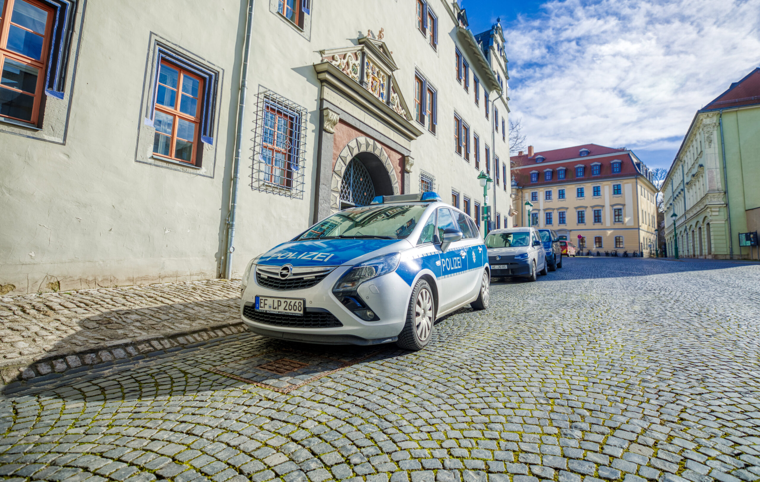 Frequentis modernisiert im Rahmen eines Großauftrags das Einsatz- und Leitstellensystem der Thüringer Polizei.
